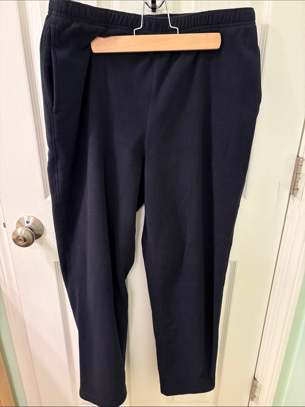 Eastern Mountain Sports Women’s Black Pull-On Joggers